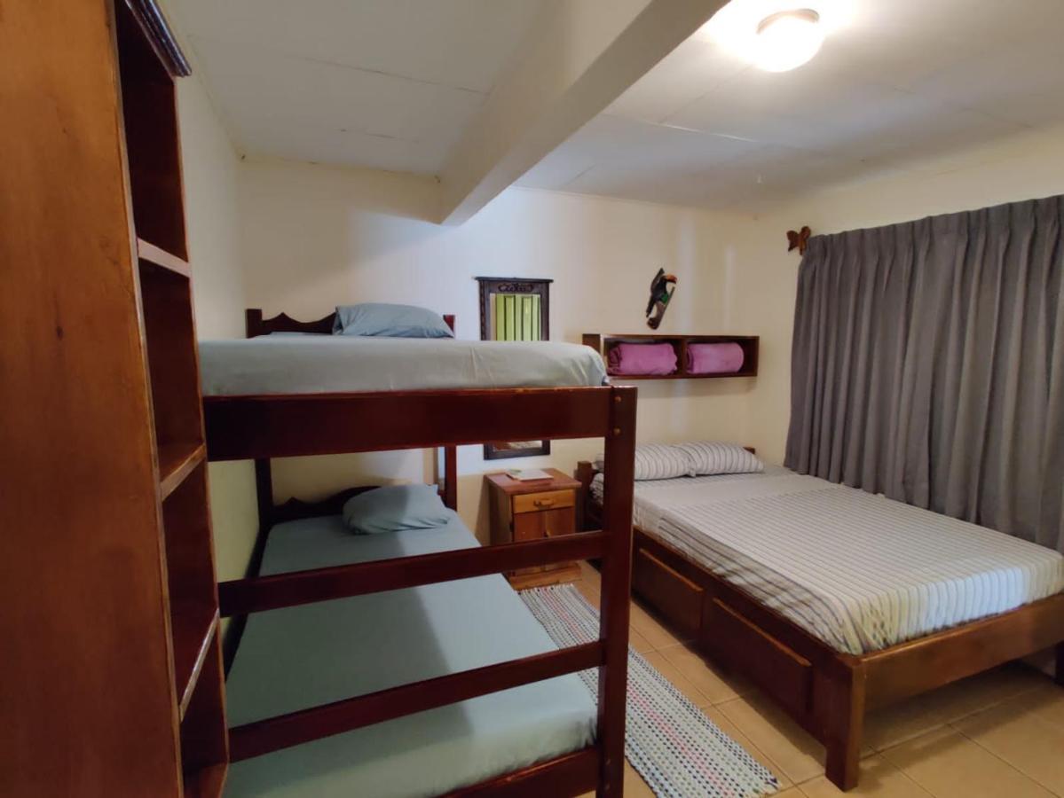 Cabinas Pura Vida B&B Tour Operator Drakes Bay エクステリア 写真