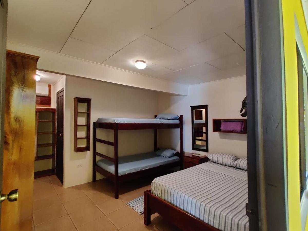 Cabinas Pura Vida B&B Tour Operator Drakes Bay エクステリア 写真