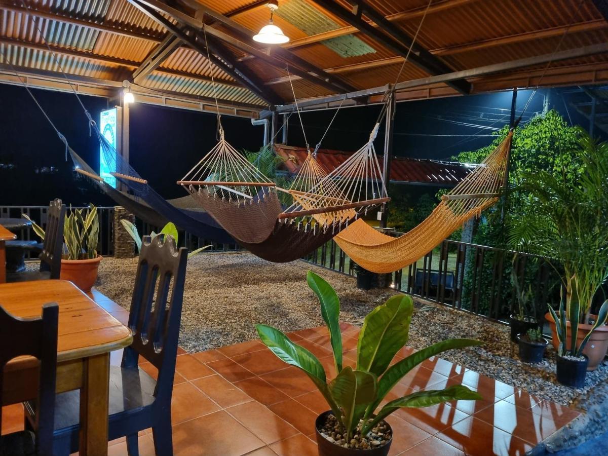 Cabinas Pura Vida B&B Tour Operator Drakes Bay エクステリア 写真