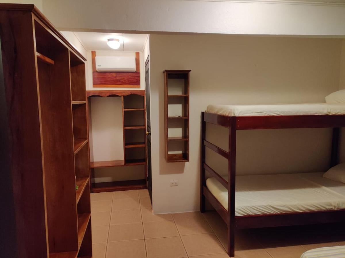 Cabinas Pura Vida B&B Tour Operator Drakes Bay エクステリア 写真